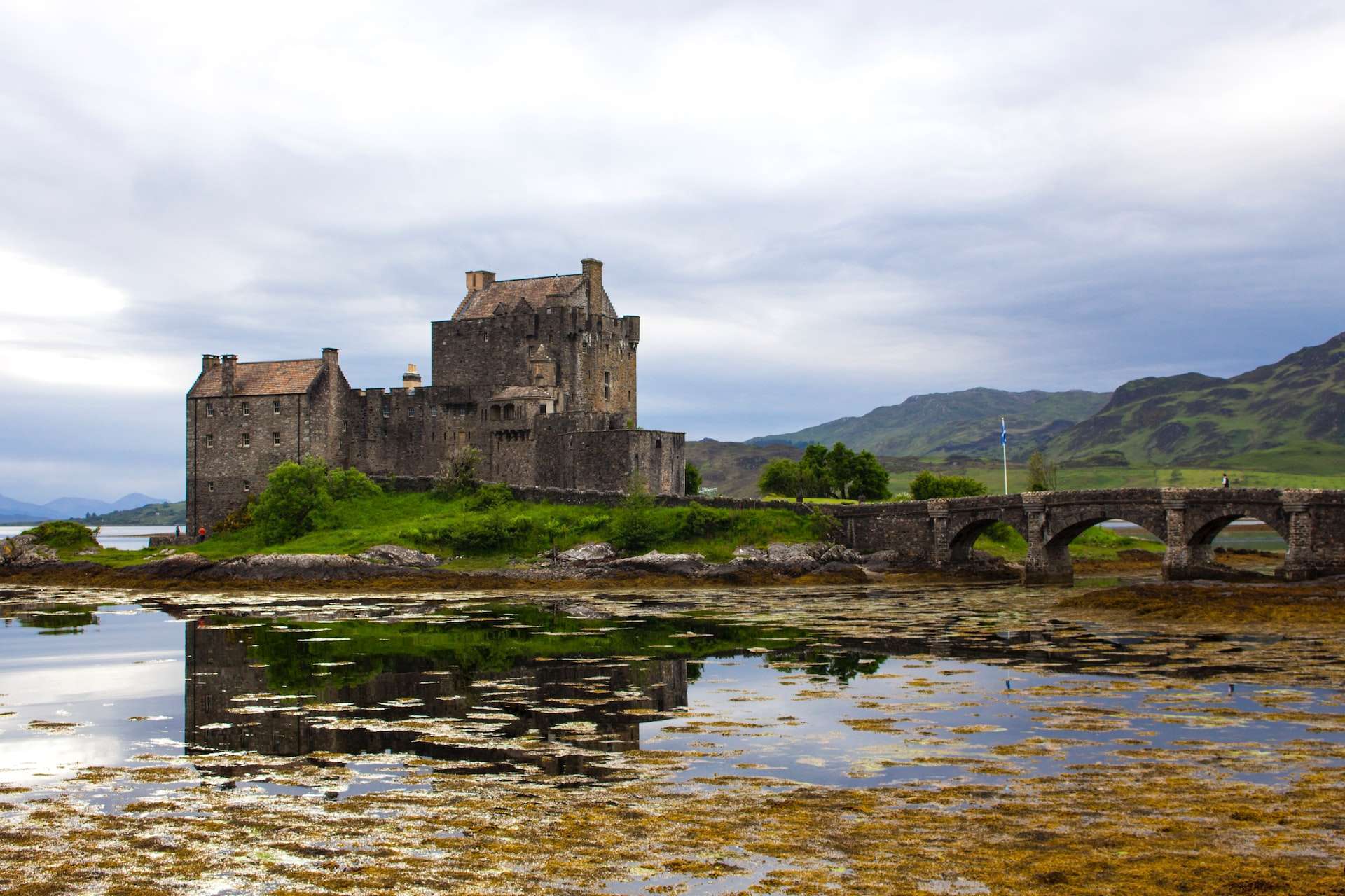 Eilean Donan castle - The most beautiful places to visit in Scotland